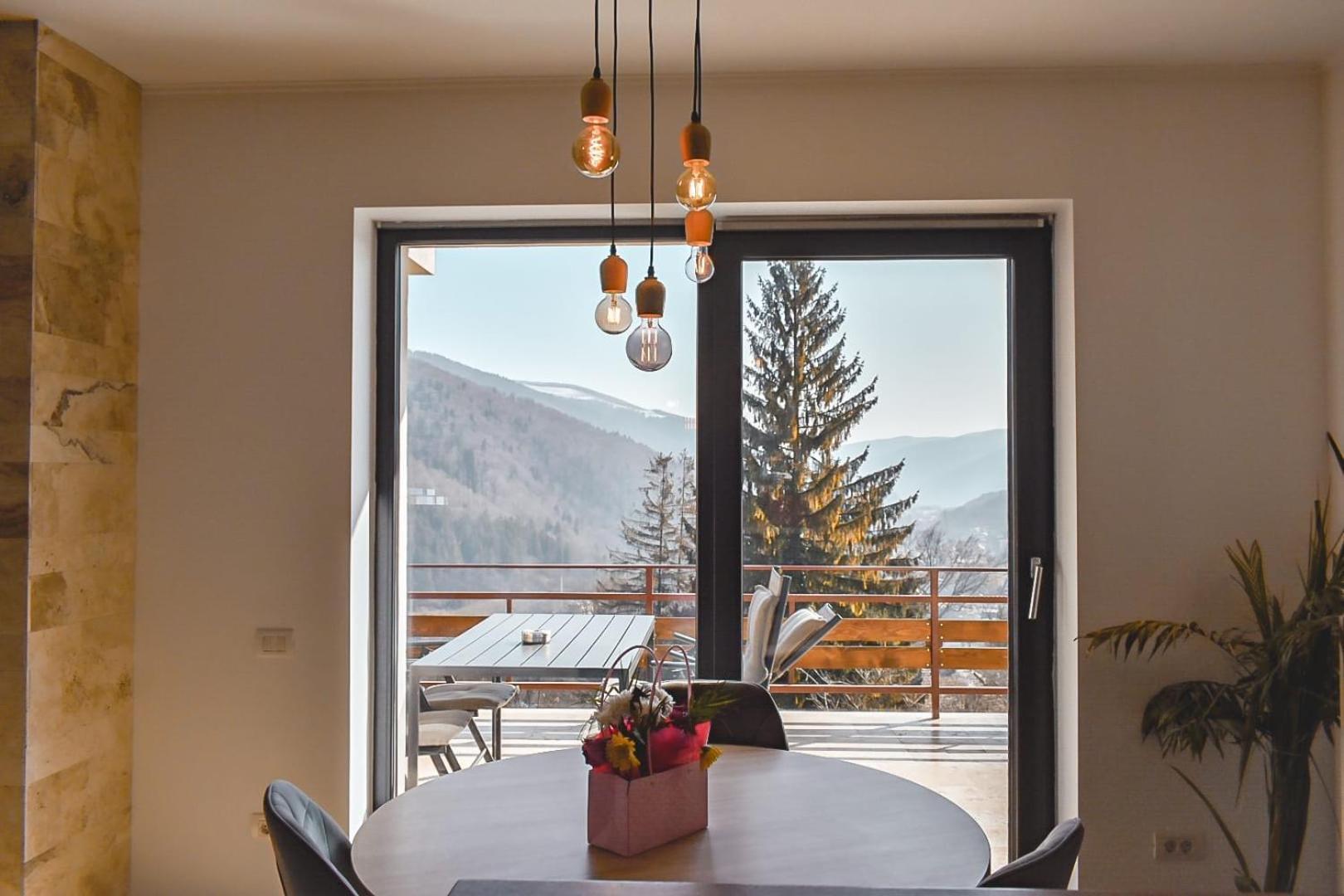 Stone House Sinaia Villa Exterior photo